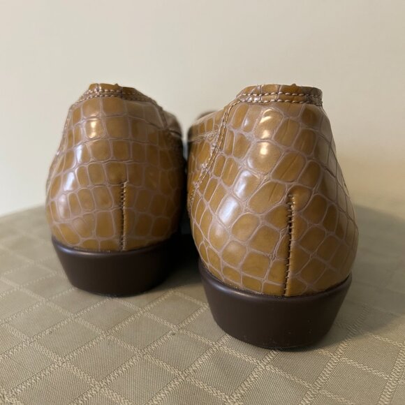 SAS "Simplify" Women's Embossed Patent Leather Croc Loafers Sz 8.5 to 9 - Picture 2 of 10